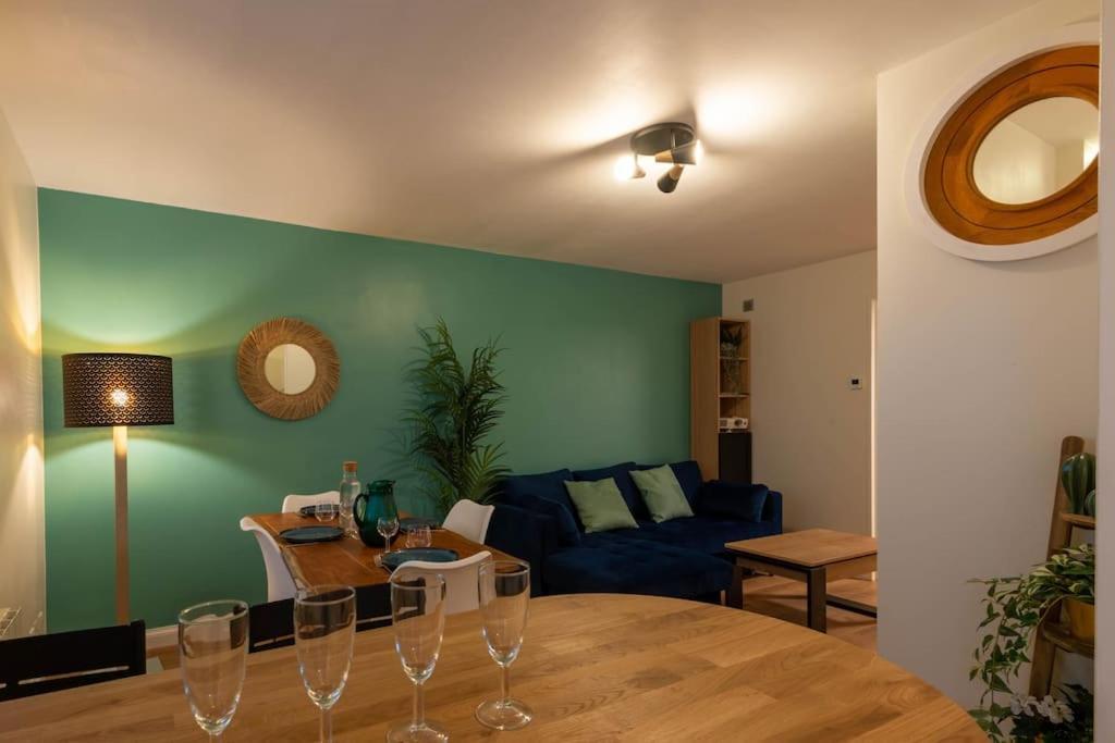 Balneo & Sauna, Sejour Detente Aux Teinturiers - Metro Charpennes - Garage 维勒班 外观 照片